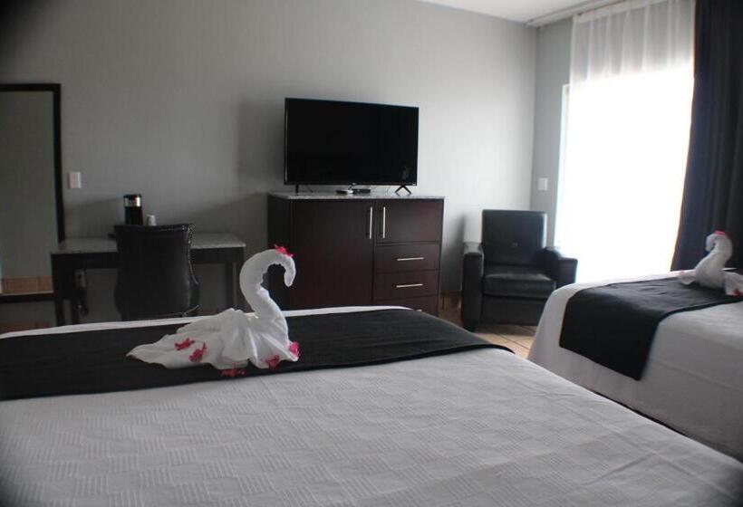 هتل The All New Grace Bay Suites