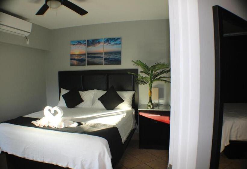 هتل The All New Grace Bay Suites