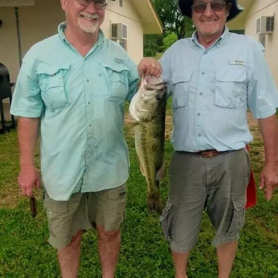 Retkeilymaja Oasis Lake Buchanan