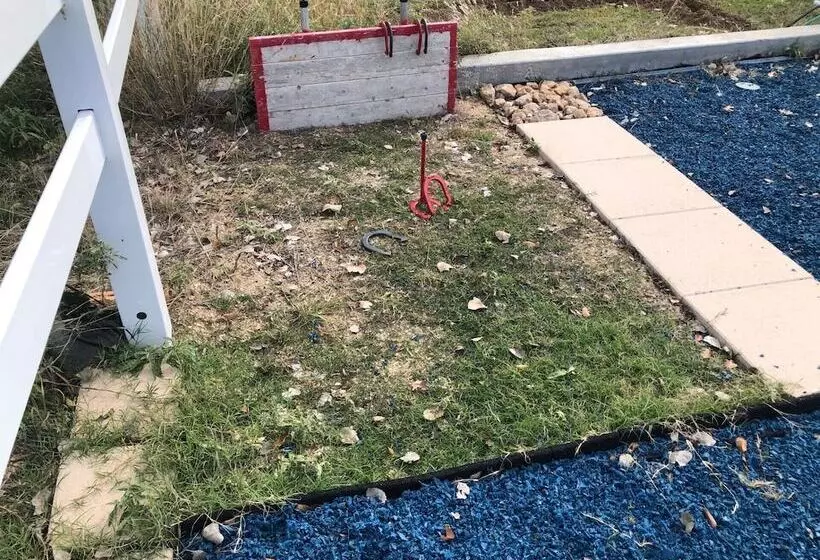 Retkeilymaja Oasis Lake Buchanan