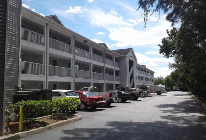 ホテル Intown Suites Extended Stay Clearwater Fl