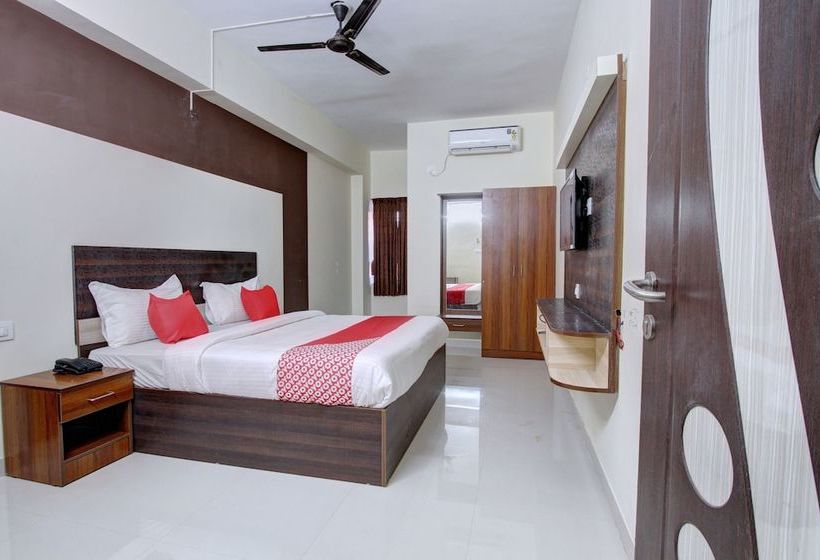 Hotell Oyo 44203 Manis Residency Deluxe