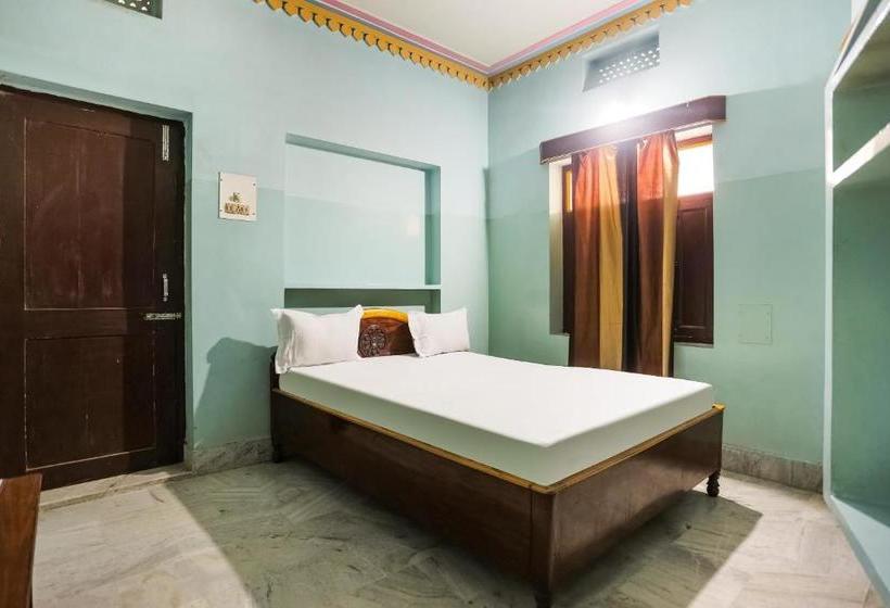 فندق Spot On 43309 Indra Bhawan Lodge