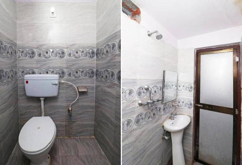 Hotel Vaccinated Staff  Spot On 44390 Amrapali Guest House