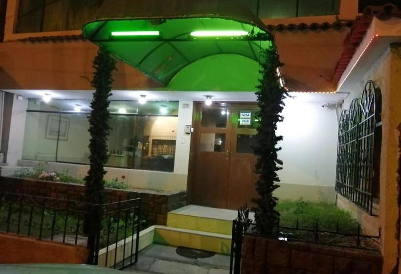 פנסיון Metropolis