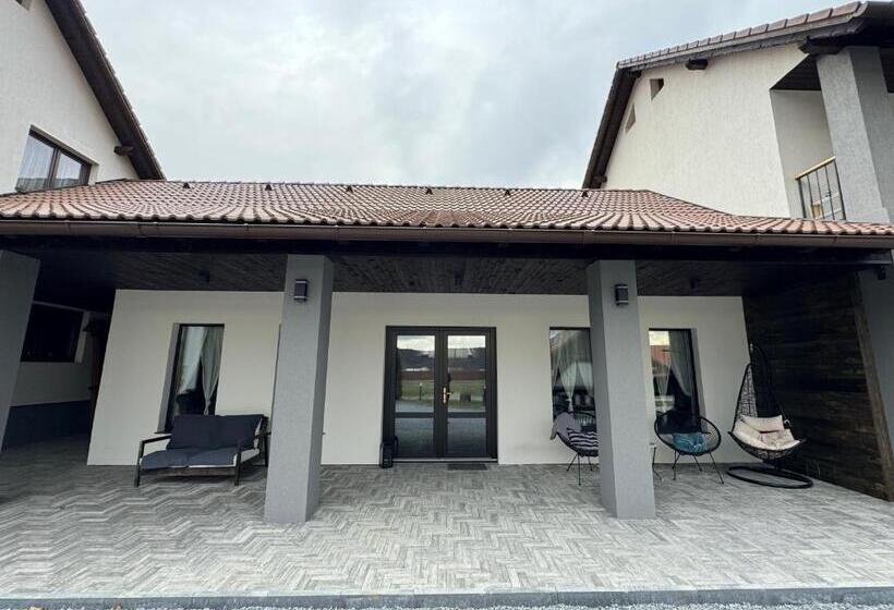 住宿加早餐  Constantin Panzió