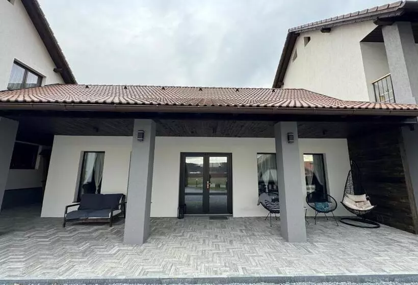 Aamiaismajoitus (B&B) Constantin Panzió