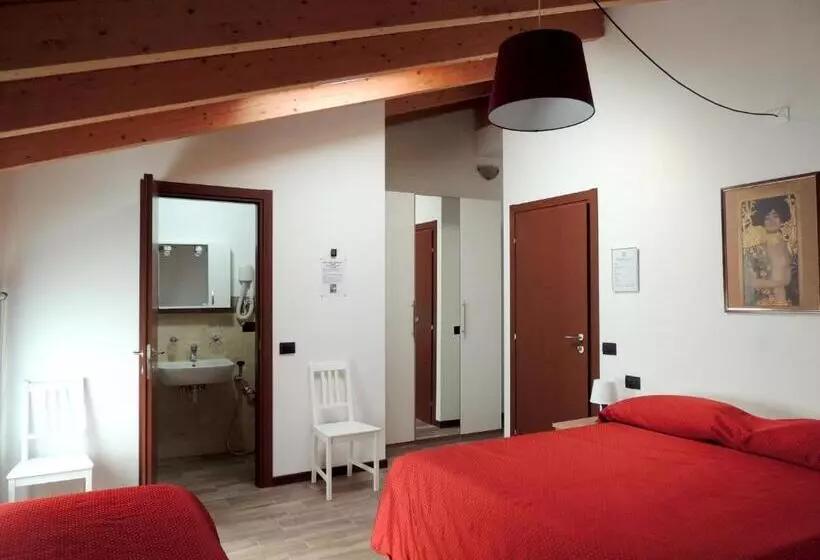 ベッドアンドブレックファースト Foresteria Re Artù