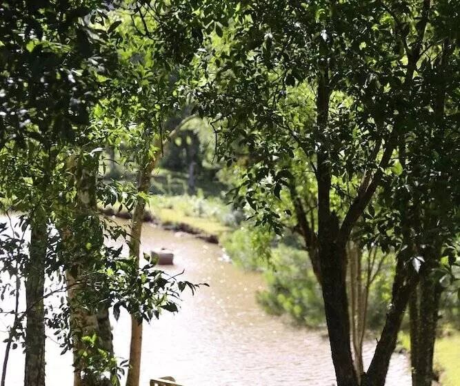 ホテル Murialdo Caxias