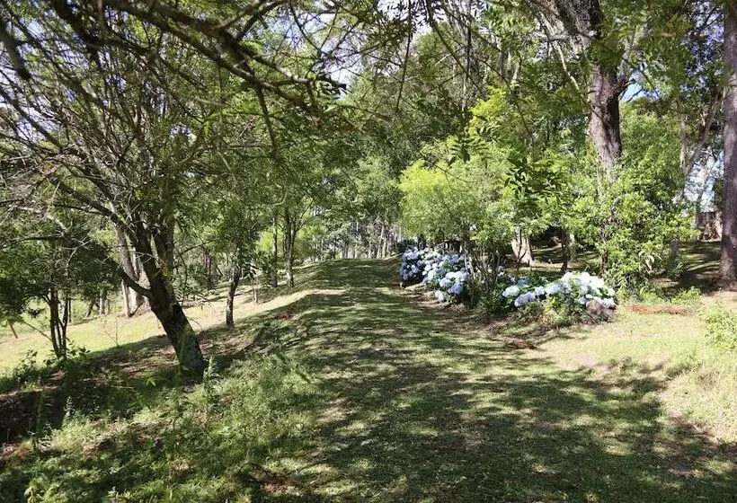 ホテル Murialdo Caxias