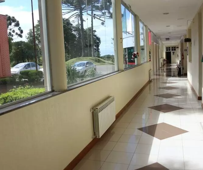 ホテル Murialdo Caxias