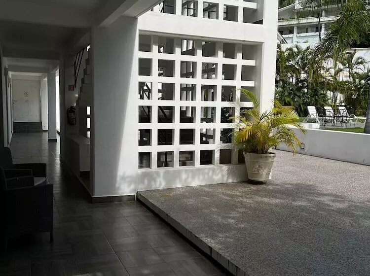 ホテル Suite Las Valkirias