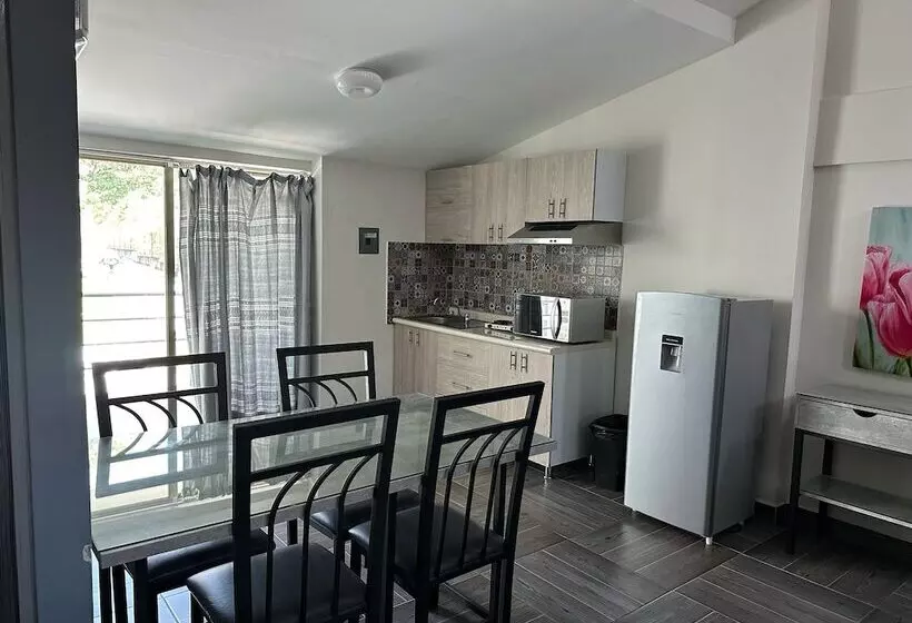 ホテル Suite Las Valkirias