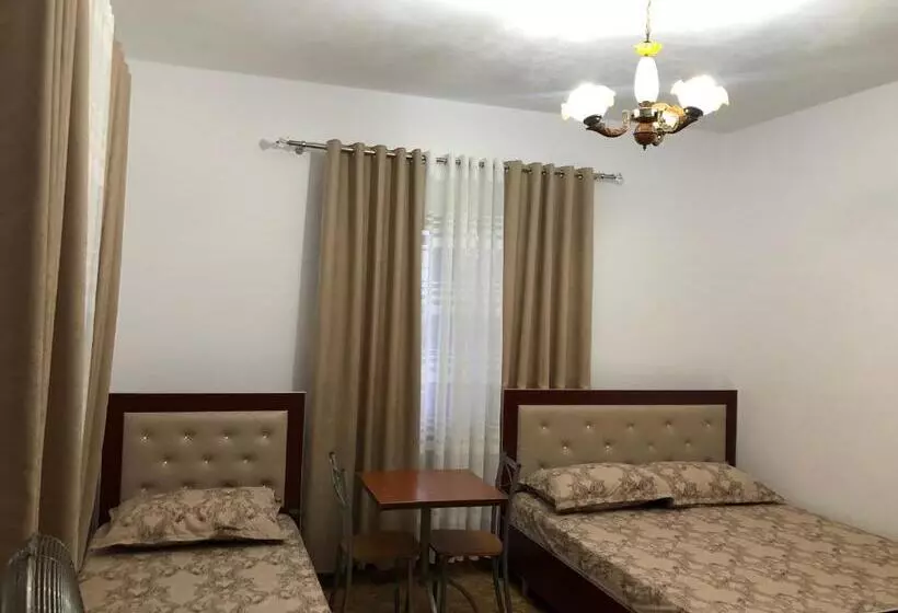 ペンション Guest House Murati