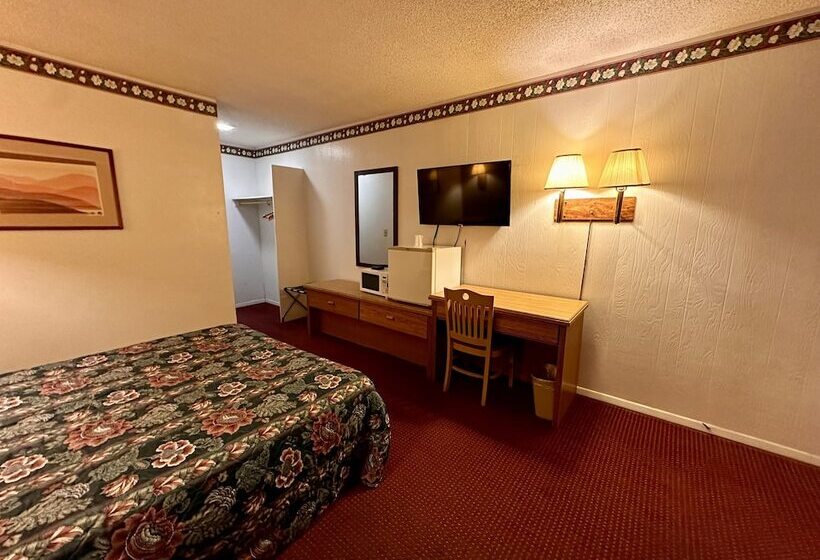 فندق على الطريق The Hastings Inn Salina