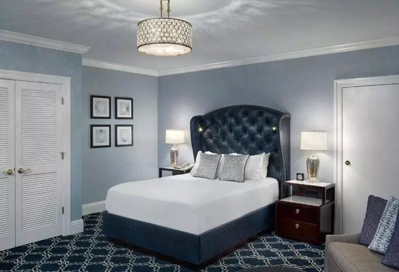 Claremont Resort & Club