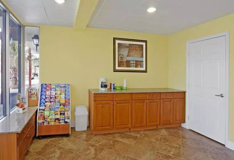 فندق La Bella Inn