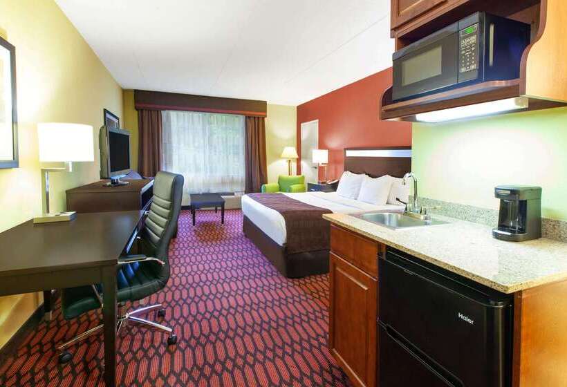 فندق Baymont By Wyndham Harrisburg