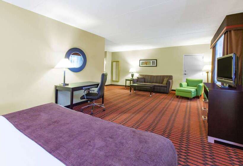 فندق Baymont By Wyndham Harrisburg