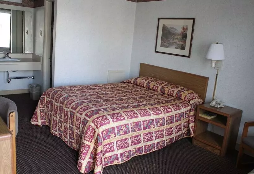 ホテル Budget Host Inn Bristol