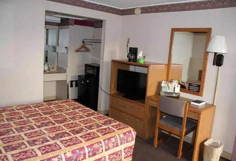 ホテル Budget Host Inn Bristol