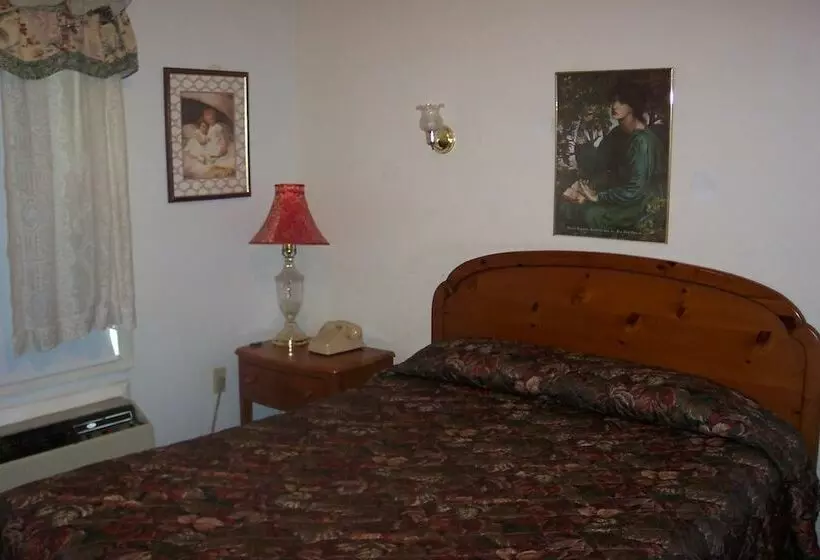 Отель Budget Inn Frackville