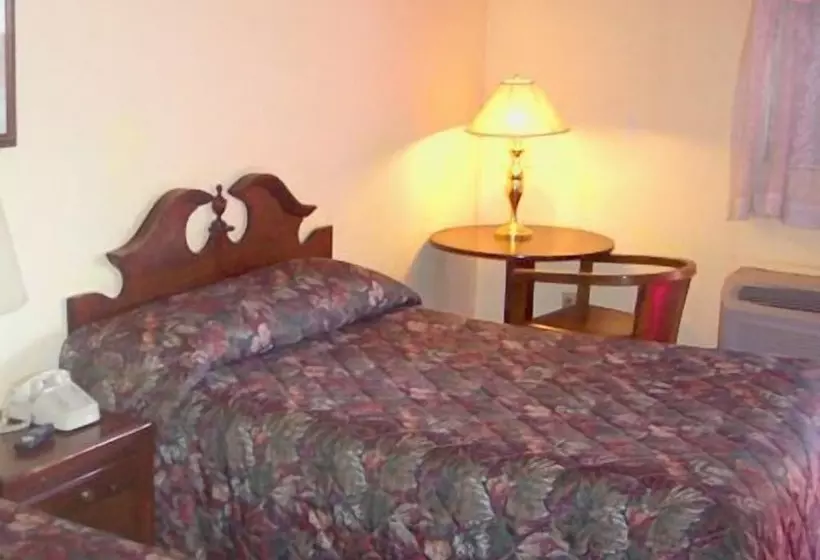 Отель Budget Inn Frackville