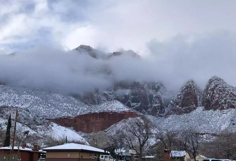 בית מלון כפרי Bumbleberry Inn