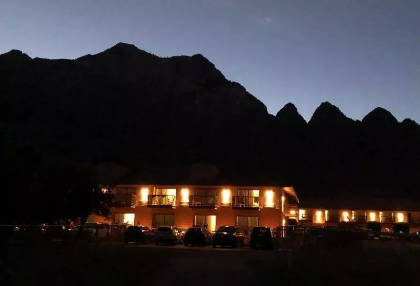 בית מלון כפרי Bumbleberry Inn