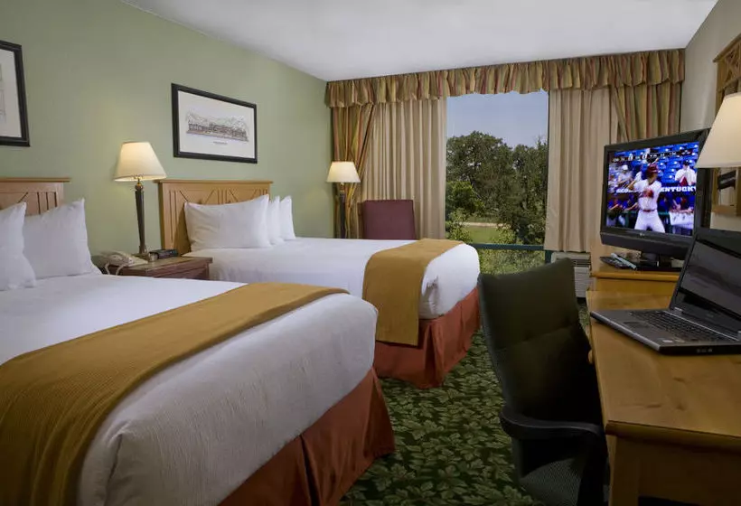 فندق Cabot Lodge Millsaps