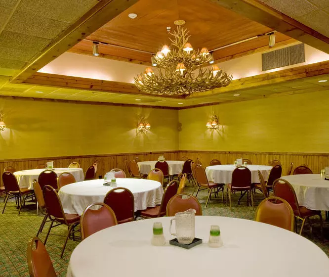 فندق Cabot Lodge Millsaps