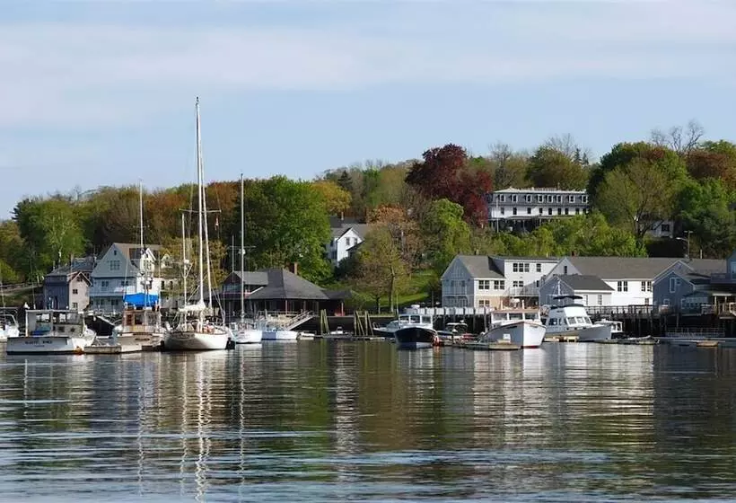 ホテル Camden Harbour Inn