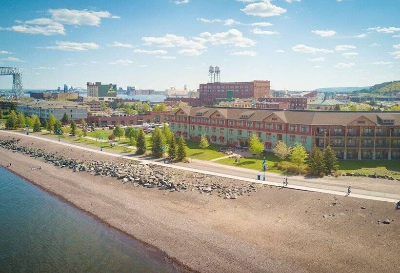 호텔 Canal Park Lodge