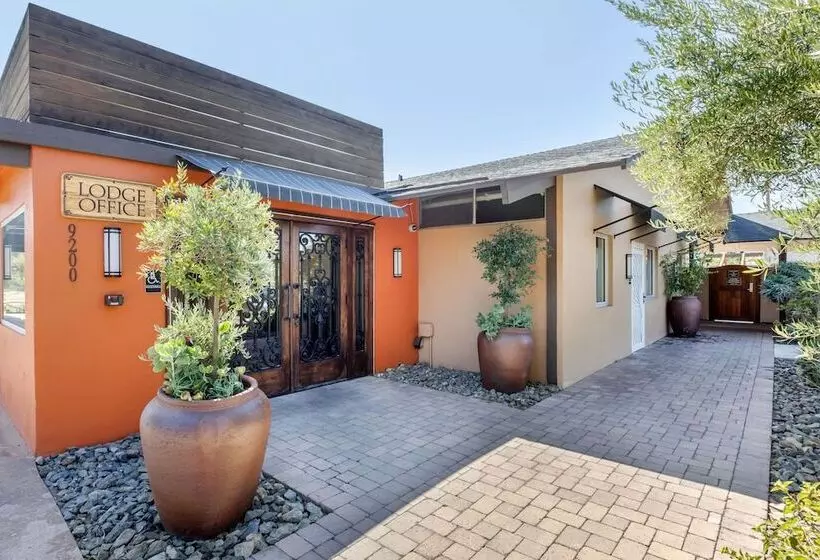 Carlton Oaks Lodge, Ascend Hotel Collection