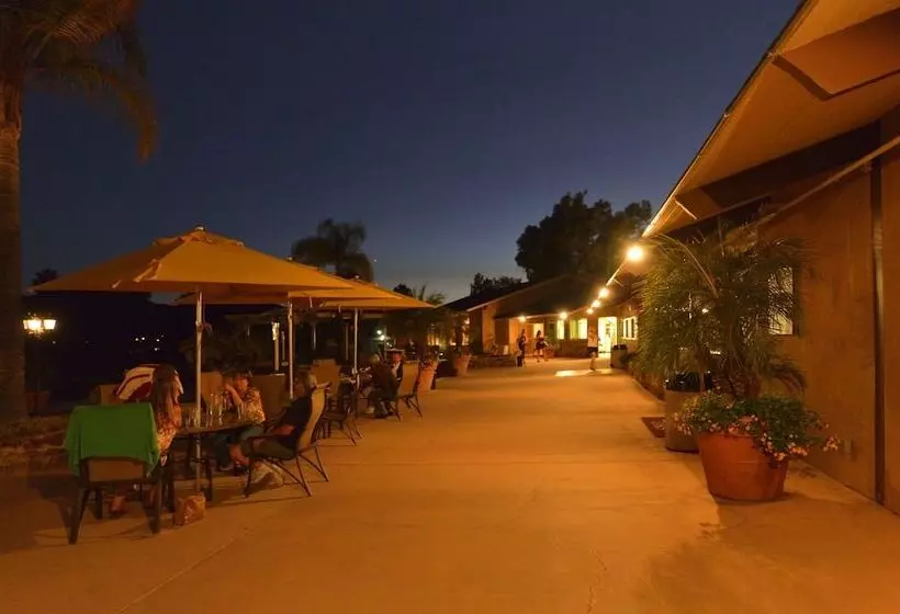 Carlton Oaks Lodge, Ascend Hotel Collection