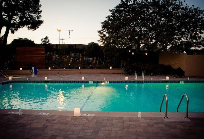 Carlton Oaks Lodge, Ascend Hotel Collection