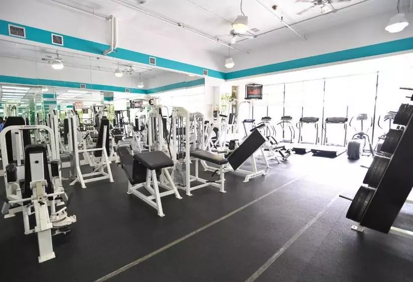 ホテル Crystal Beach Suites Miami Oceanfront