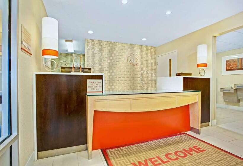 호텔 Mainstay Suites Cincinnati Blue Ash