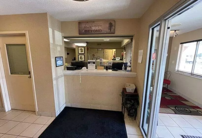 ホテル Mainstay Suites   Wichita Ne