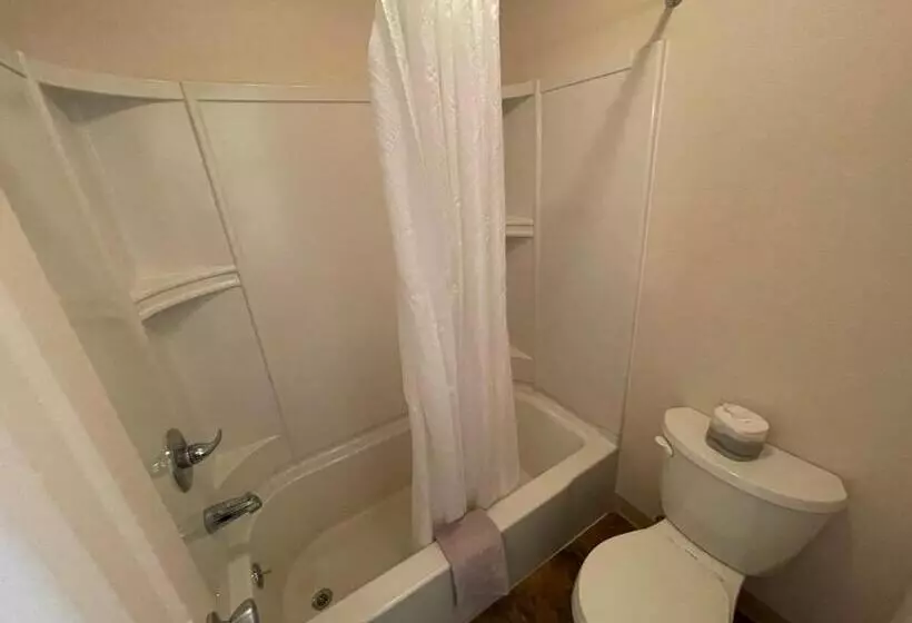 هتل Riverside Inn