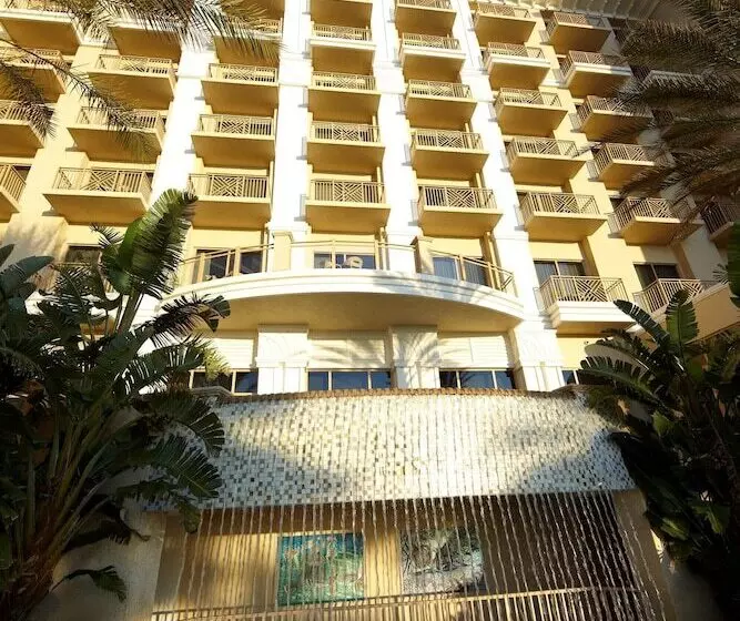 ホテル Sandpearl Resort Private Beach