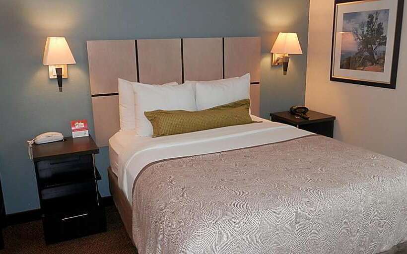 Otel Sonesta Simply Suites Houston – Nasa Clear Lake