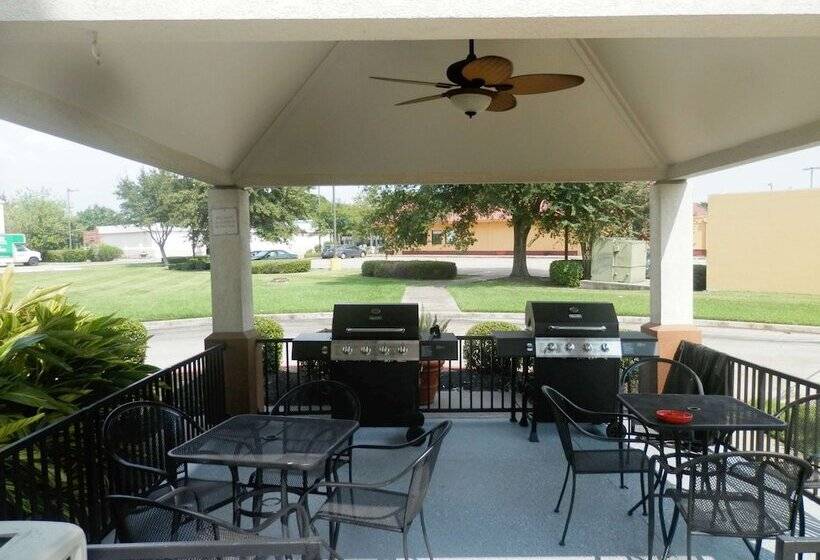 Otel Sonesta Simply Suites Houston – Nasa Clear Lake