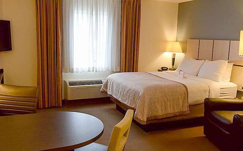 فندق Sonesta Simply Wichita Airport