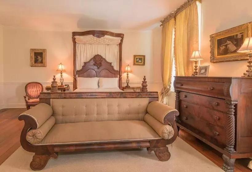 هتل The Burn Bed And Breakfast