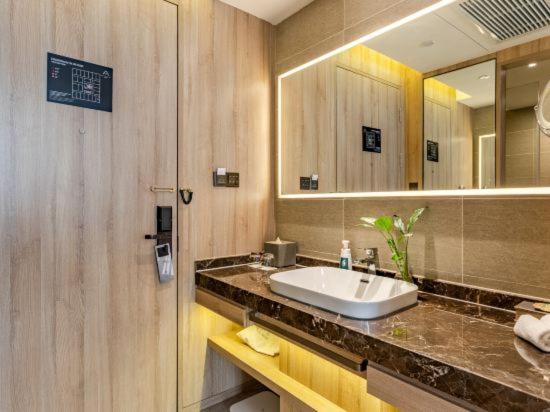 Atour Hotel Hefie Binghu Yingtai City Branch