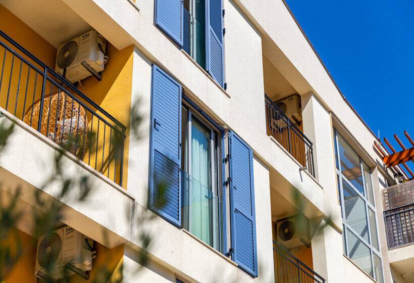 Apart Hotel Ms Katunjanin