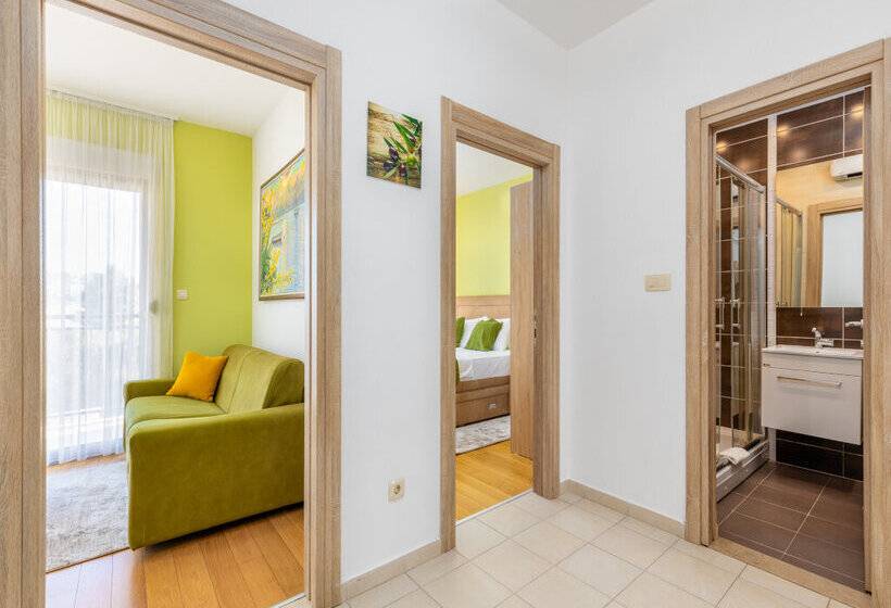 Apart Hotel Ms Katunjanin