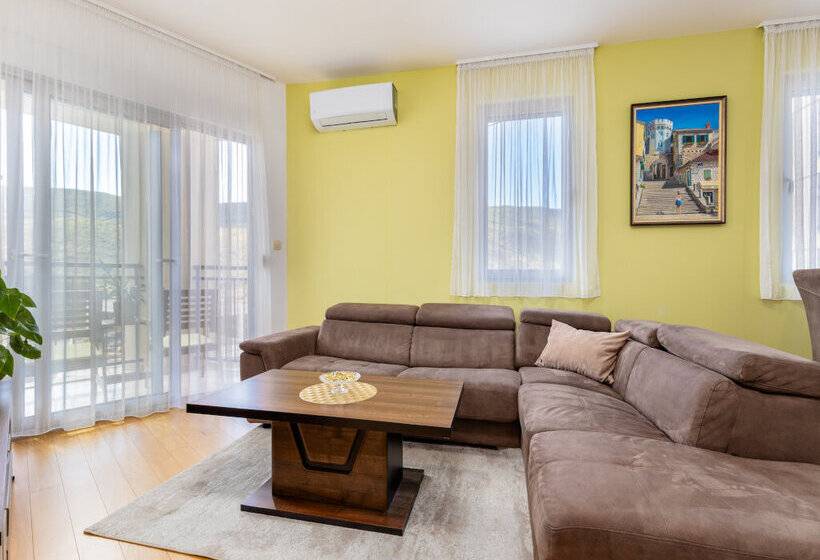 Apart Hotel Ms Katunjanin