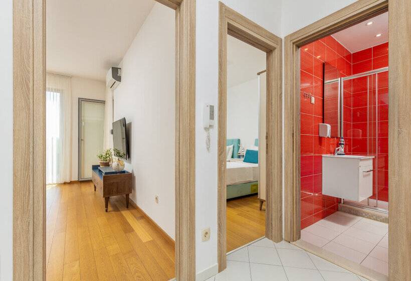 Apart Hotel Ms Katunjanin